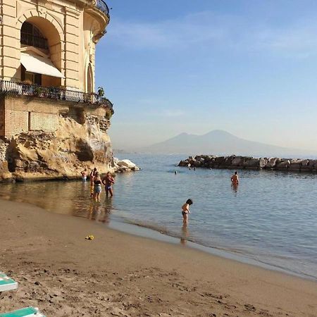 Apartments Hotel Real Suite Napoli Chiaia Mergellina Εξωτερικό φωτογραφία