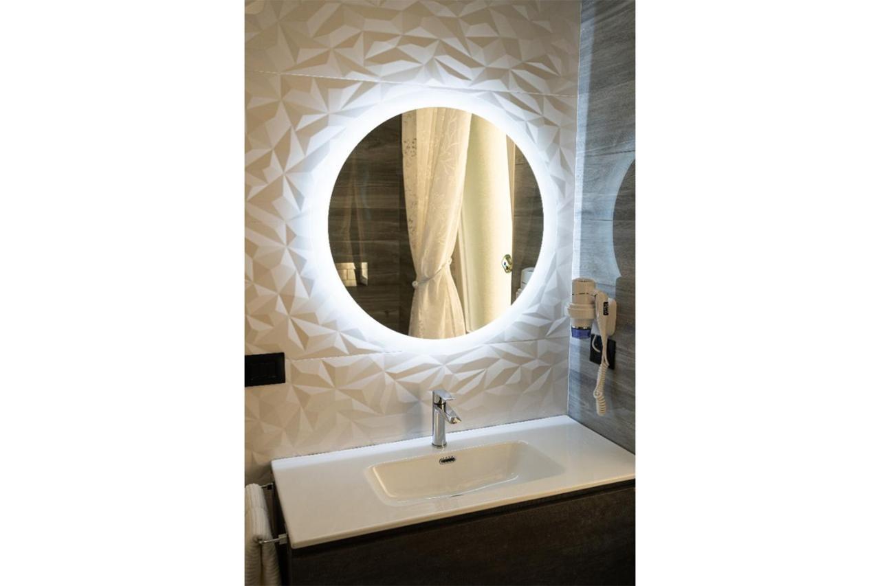 Apartments Hotel Real Suite Napoli Chiaia Mergellina Εξωτερικό φωτογραφία